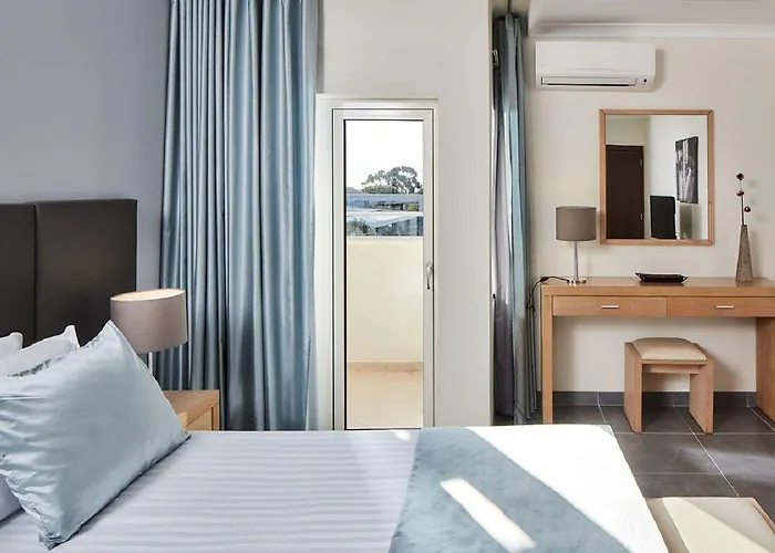 Szálloda Santa Eulalia & 4*