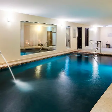 Santa Eulalia & Hotel 4*