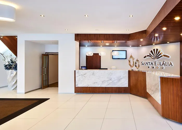 Santa Eulalia & Hotel 4*